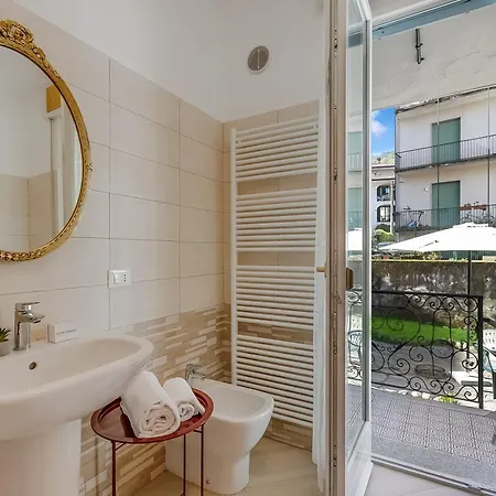 Casa Adelina, Center Apartment With Private Garden - Happy Rentals Lejlighed