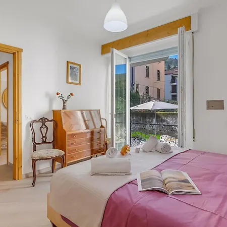 Casa Adelina, Center Apartment With Private Garden - Happy Rentals *