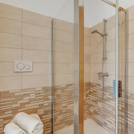 Lejlighed Casa Adelina, Center Apartment With Private Garden - Happy Rentals