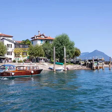 Casa Adelina, Center Apartment With Private Garden - Happy Rentals Lejlighed Stresa